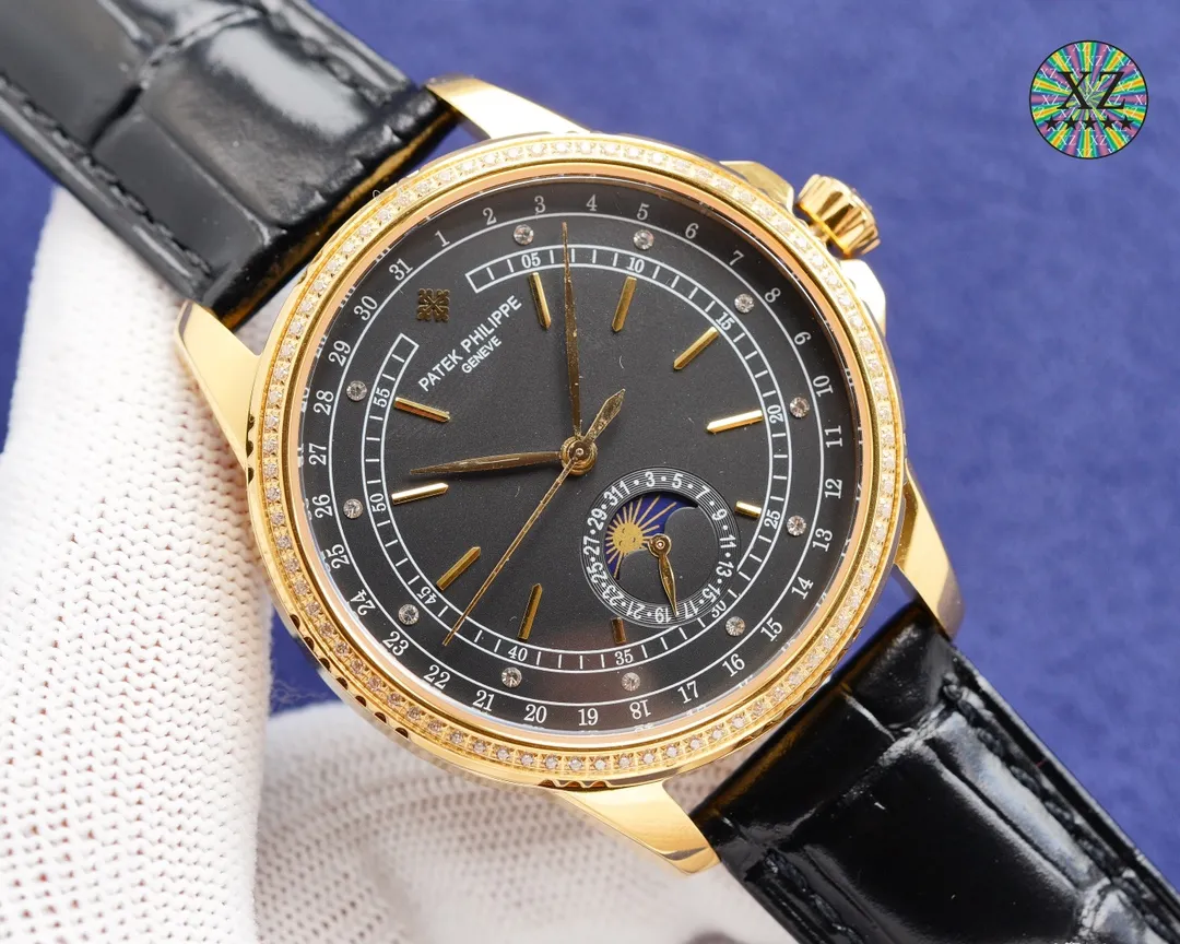 Patek Philippe series, an upgraded version of the true moon phase function watch series, welcomes new members. The word is high-end, using the unique Swiss ETA2824-2 special movement (zero repair), calendar callback, vibration frequency: 28800 oscillations per hour power reserve, sapphire glass, size 41x10mm, super luminous needle, with original Vacheron Constantin pin buckle, super waterproof function, perfect harmony, your first choice! Welcome to reprint!